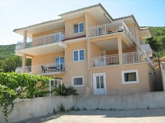 Apartman In With Sea View, Balcony, Air Conditioning, Wifi